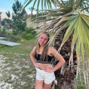 Meet your Posher, Ailissa